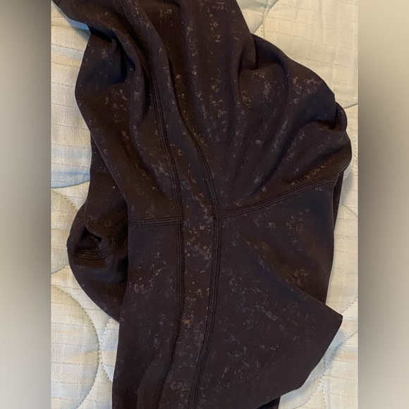 Lululemon Align Short 8" Speckle Emboss Black size 4 - Picture 9 of 13